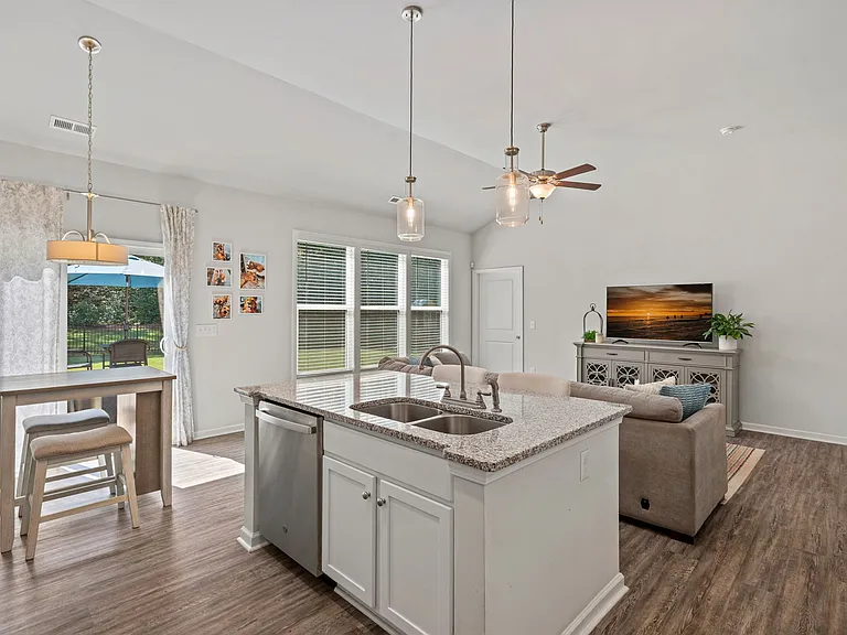 3739 Berry Dr — Photo 14