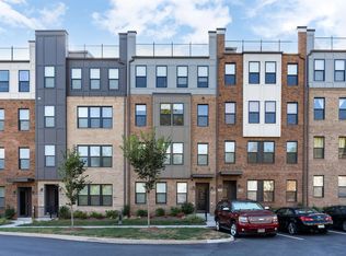 824 Wesley Ln #B, Charlottesville, VA 22911