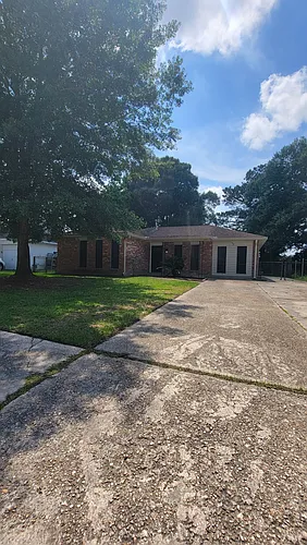 129 Northwood Dr Photo 1