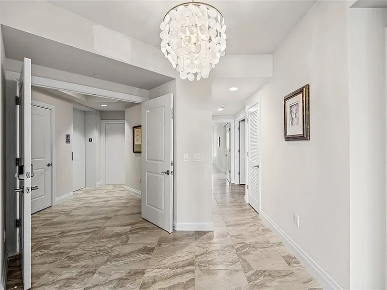 795 Collany Rd #205 — Photo 5