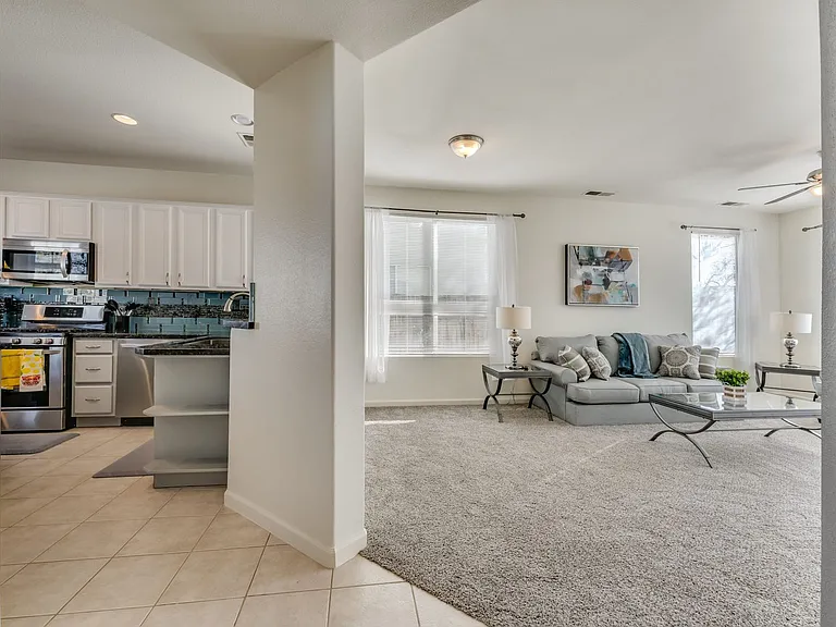 1668 Rocky Cove Ln — Photo 9