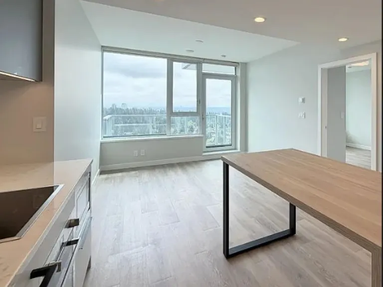 567 Emerson St #2003 — Photo 2