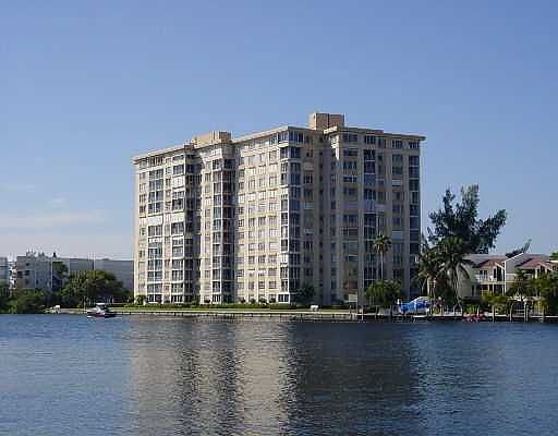building on intracoastal