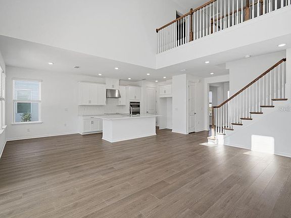 3rd image of 2132 Babbling Brook Blvd