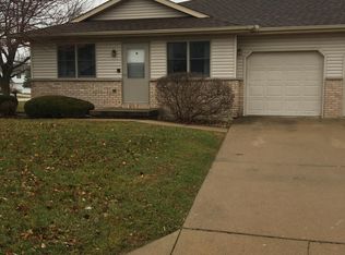 2509 Prospect St, Peru, IL 61354