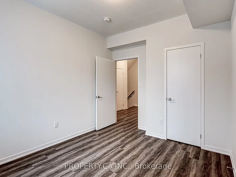80 Honeycrisp Cres #Townhouse 377 — Photo 15