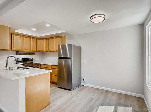 3rd image of 8803 Gilman Dr Unit E
