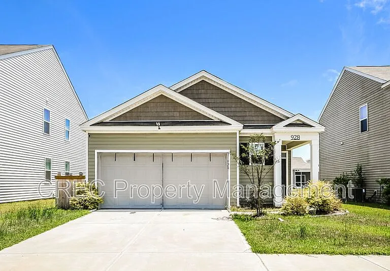 928 Woodside Creek Ln — Photo 3
