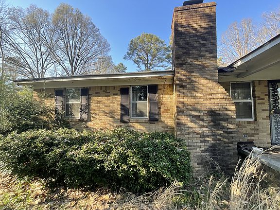 2nd image of 1035 Rube Scott Dr