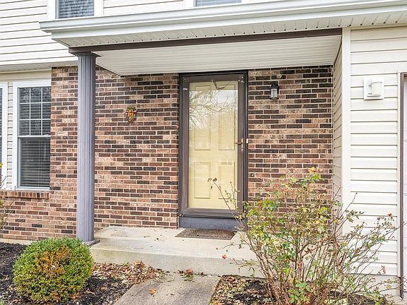 3rd image of 4264 Hanging Rock Ct