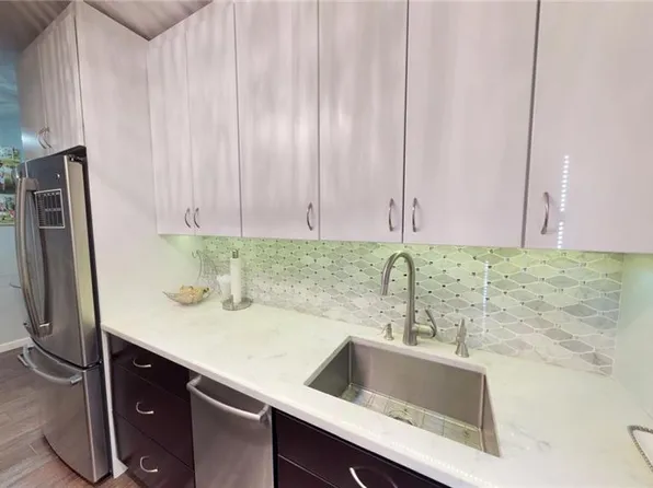 1117 East 31st Street image 12 of 15