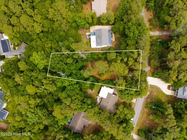 116 Hawthorne Drive, Pine Knoll Shores, NC 28512