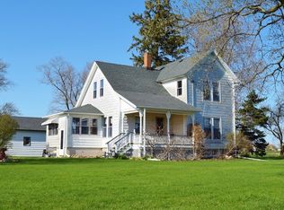 14687 Lasher Rd, Hinckley, IL 60520