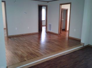 717 N 24th St, Mattoon, IL 61938