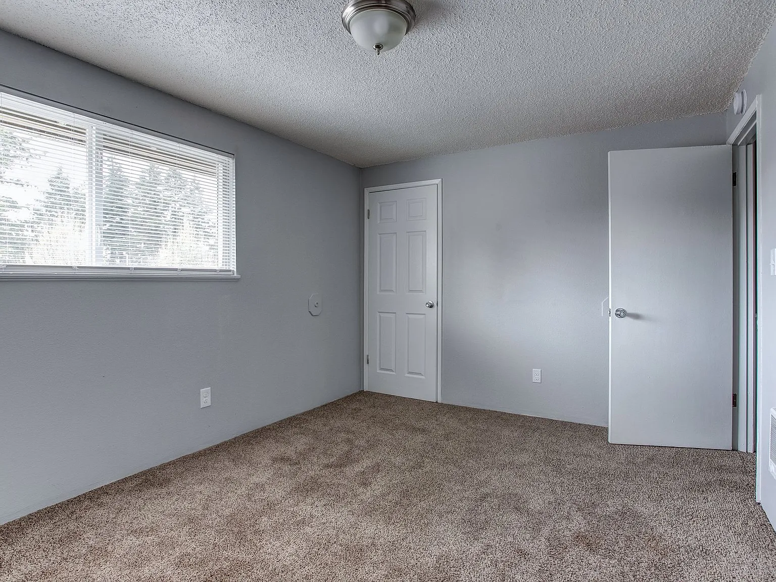 Shenandoah Gardens Apartments — Photo 3