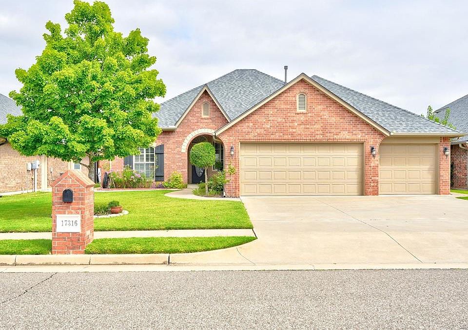1st image of 17316 Avila Ln