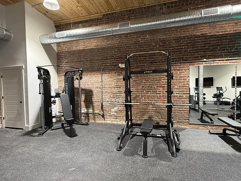 The Row — Photo 19