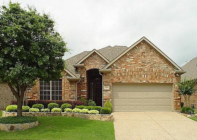 1st image of 211 Pine Valley Ct