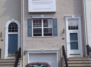 245 Terrace Lake Dr, Butler, NJ 07405