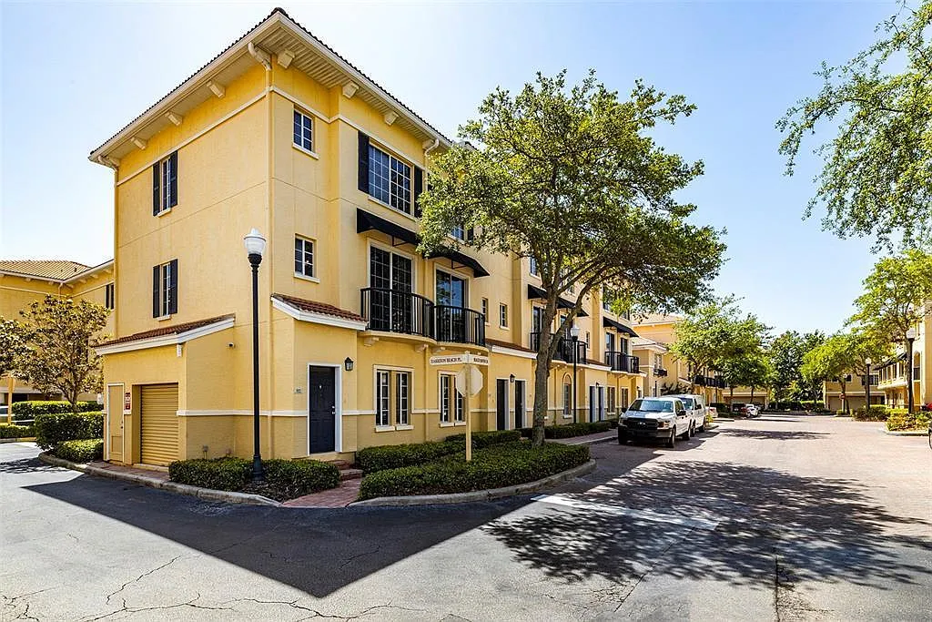 Beach Haven Ln, Tampa — Photo 1