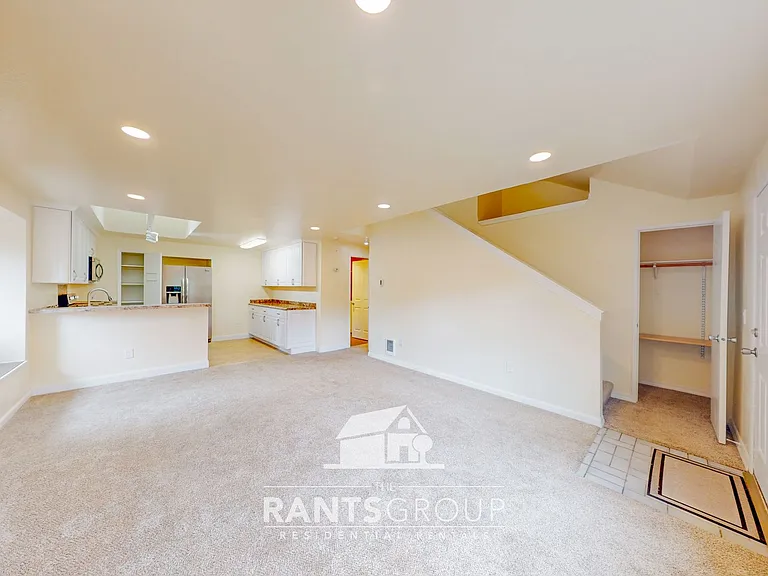 220 Israel Rd SW #J6 — Photo 2
