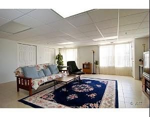 5th image of 65 Woodview Dr