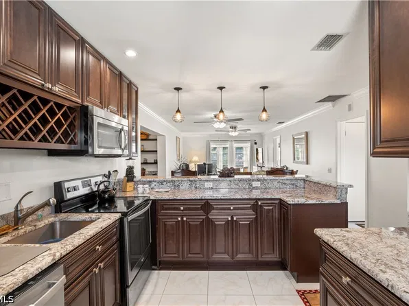 1490 Memoli Ln APT A-6, Fort Myers, FL 33919