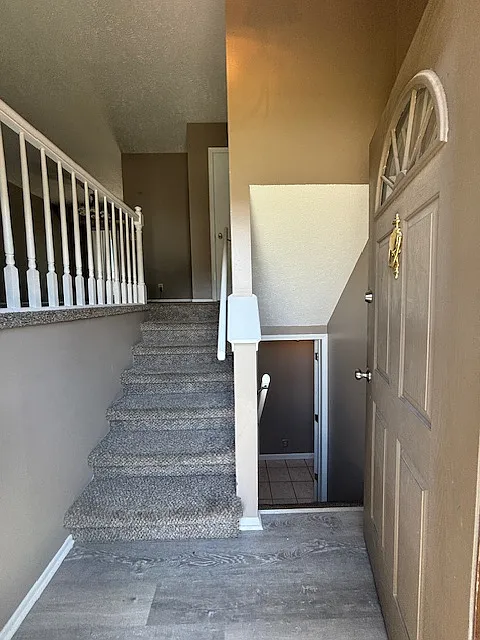 3 bed, 1450 sqft, $2,200 — Photo 2