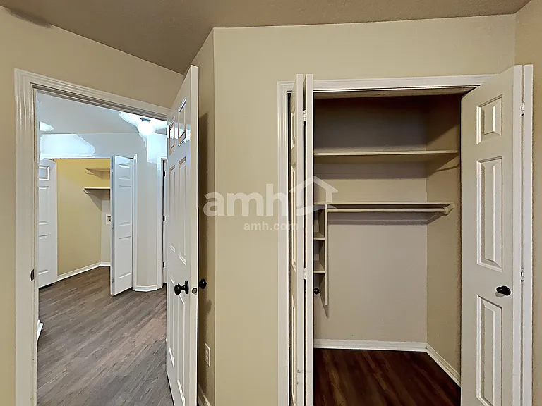 1205 Gold Creek Dr — Photo 10