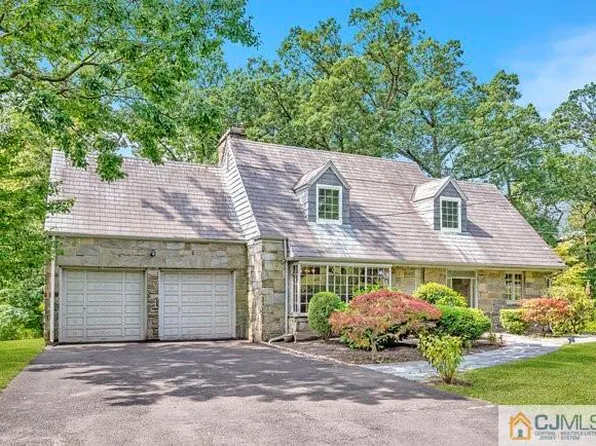 15 Goodale Cir, New Brunswick, NJ 08901