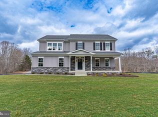 16198 Murphy Pl N, Hughesville, MD 20637