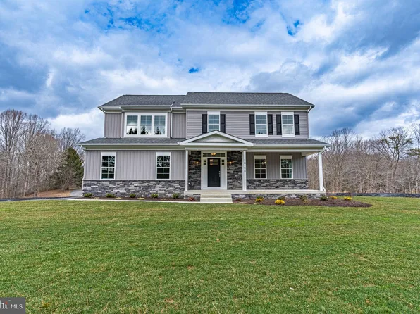 16198 Murphy Pl N, Hughesville, MD 20637