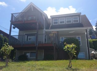 2817 NW 94th St, Seattle, WA 98117