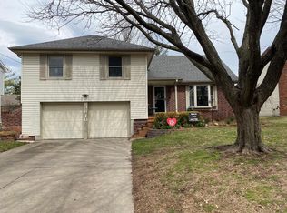 3610 W 7th St, Lawrence, KS 66049