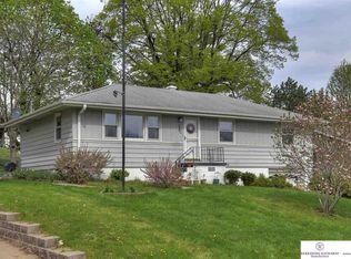 3516 S 49th St, Omaha, NE 68106