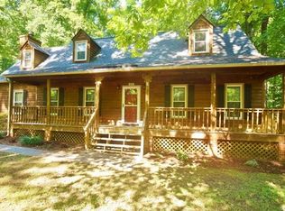 426 Walnut Ln, King William, VA 23086
