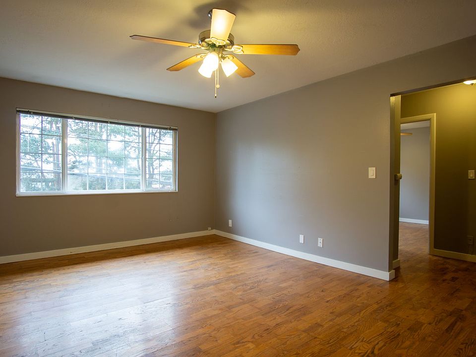 1st image of 5025 S Corbett Ave #4