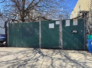 1667 Hunt Avenue, Bronx, NY 10462