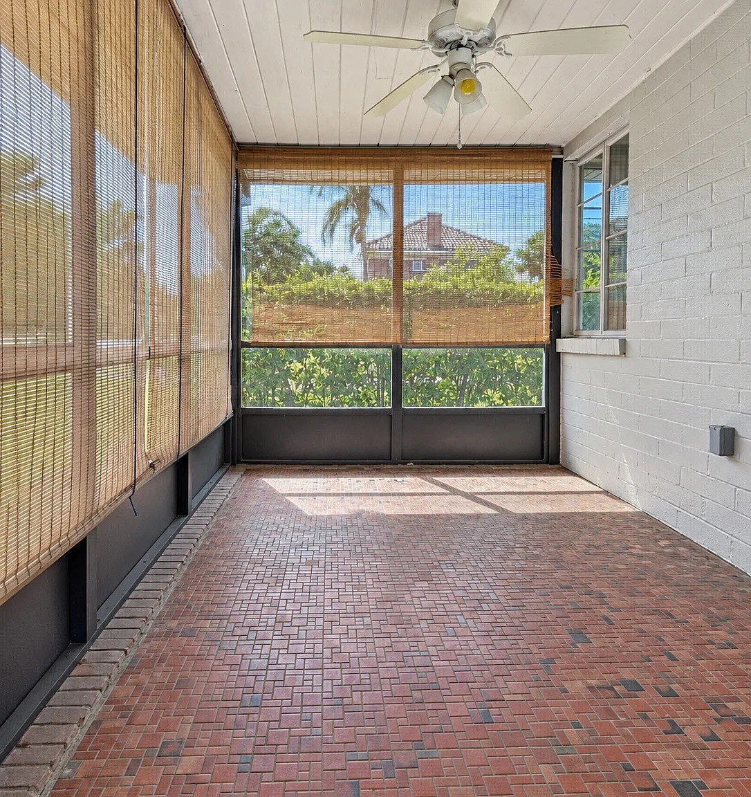 2 bed, 823 sqft, $1,750 — Photo 1