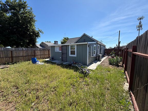 4th image of 2135 Pine St