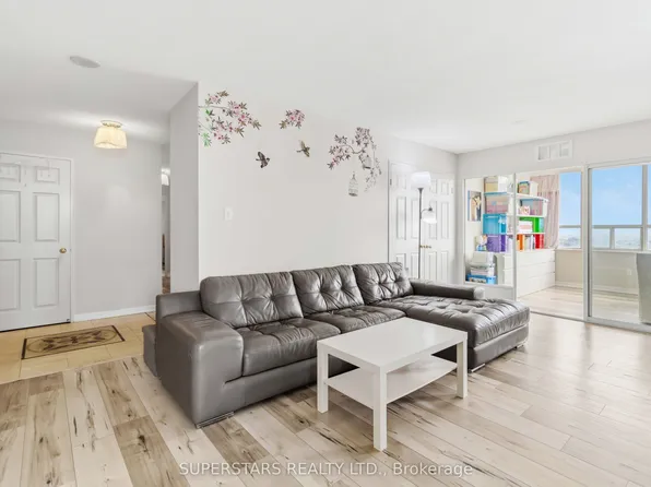 30 Malta Ave #1702, Brampton, ON L6Y 4S5