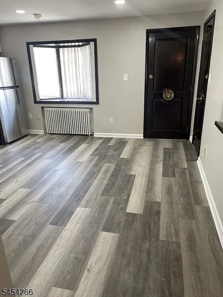 2 bed, 1.0 bath, $2,500 — Photo 4