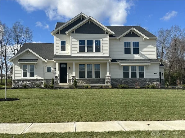 65 Wadestone Ln, Springboro, OH 45066