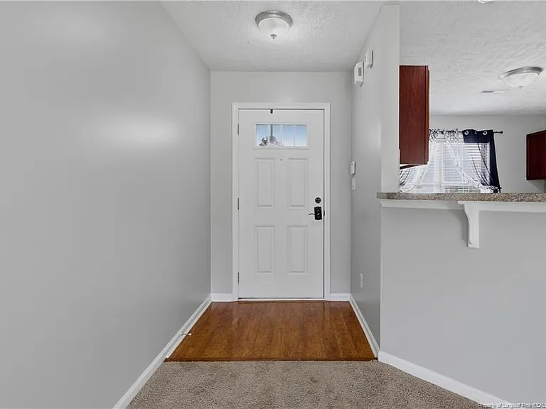 142 Collinwood Dr — Photo 9