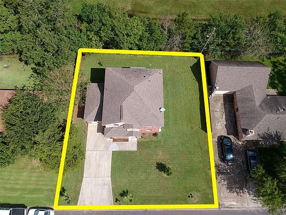 2nd image of 2820 28th Ave N