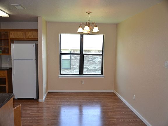 5th image of 1121 Marlee Cir