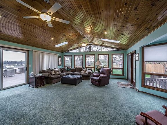 4th image of 11751 Dennis Cir