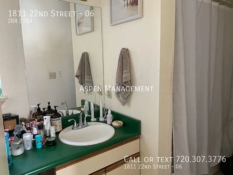 1811 22nd St #6 — Photo 12