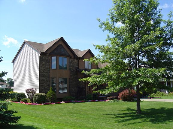 3rd image of 2582 David Dr