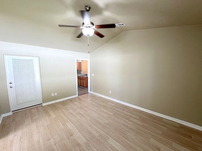 20 Regis Ln #A — Photo 19